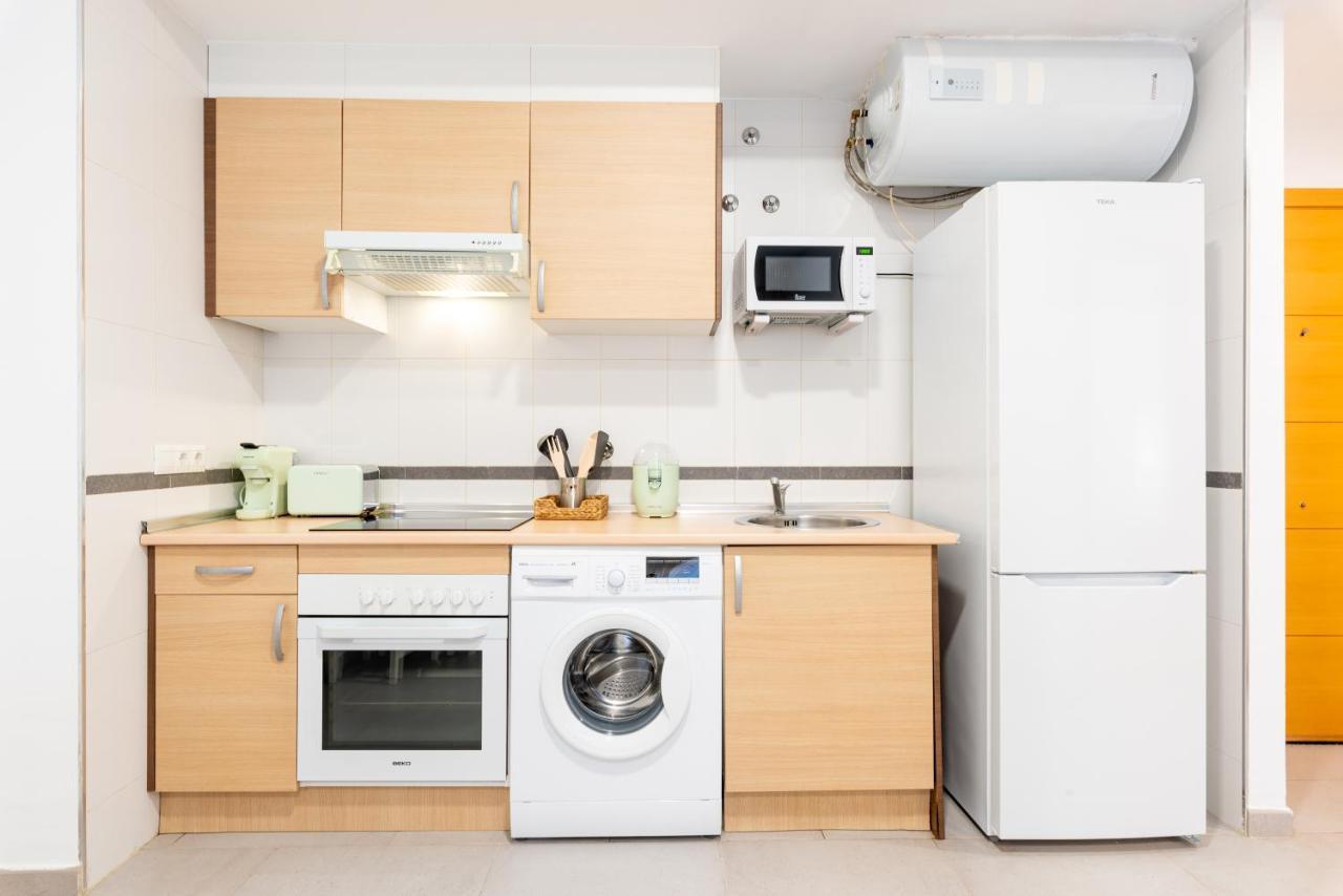 Wintowinrentals Superb New-Look Apartment Malaga Exterior photo