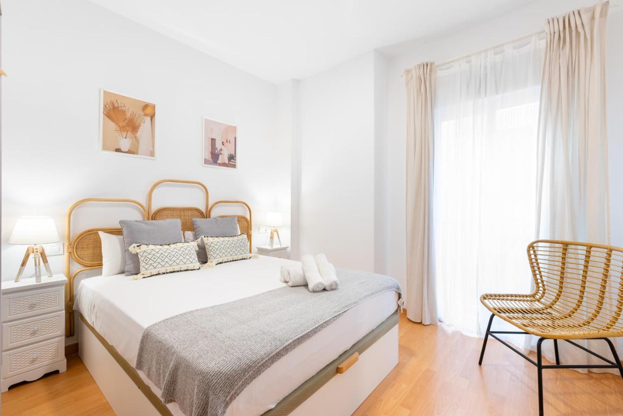 Wintowinrentals Superb New-Look Apartment Malaga Exterior photo